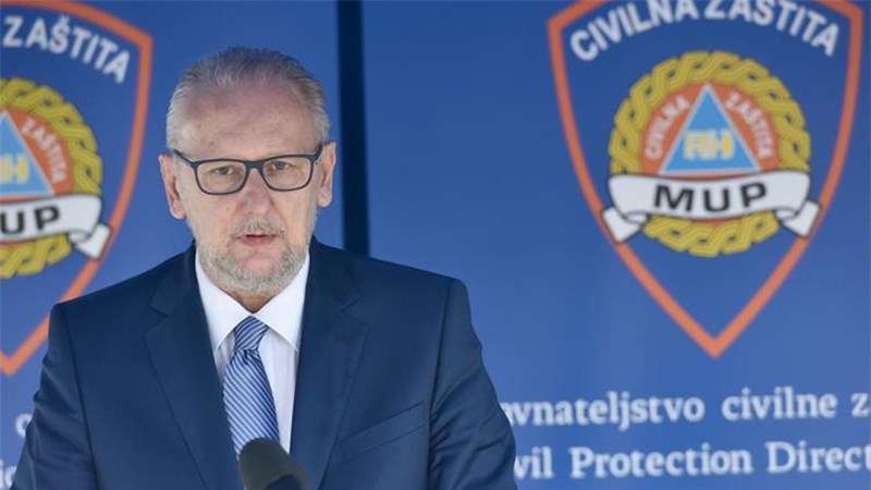Stožer: Razmišlja se o dopuštanju posjeta roditelja bolesnoj djeci, uskoro o radu kafića i restorana